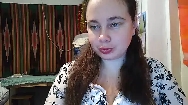 Snapshot of Cora_Maro chatting on 09-29-25, 12:32 Cora Maro online show from 09-29-25, 12:32