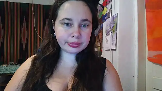 Snapshot of Cora_Maro chatting on 10-09-25, 01:31 Cora Maro online show from 10-09-25, 01:31