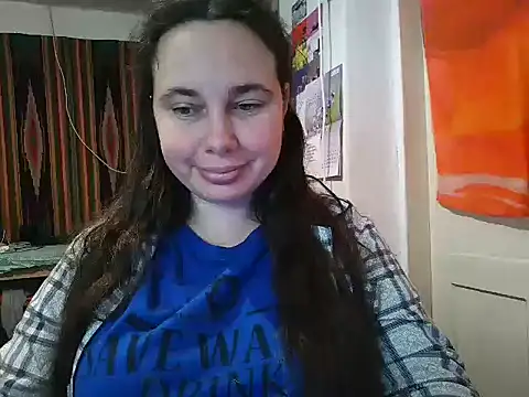 Snapshot of Cora_Maro chatting on 10-10-25, 01:37 Cora Maro online show from 10-10-25, 01:37