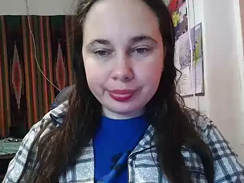 Snapshot of Cora_Maro chatting on 10-11-25, 02:00 Cora Maro online show from 10-11-25, 02:00