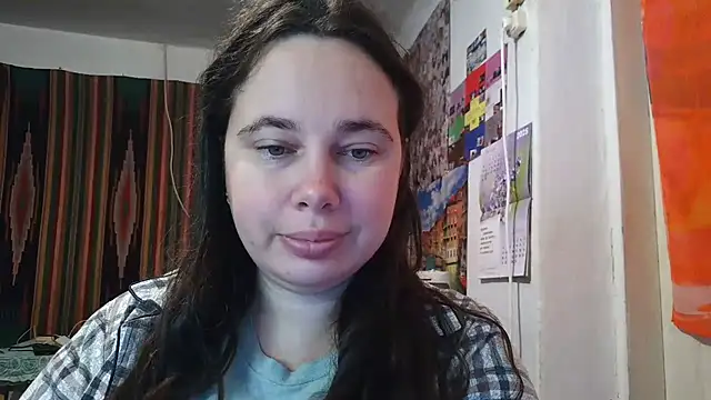 Snapshot of Cora_Maro chatting on 10-13-25, 11:27 Cora Maro online show from 10-13-25, 11:27