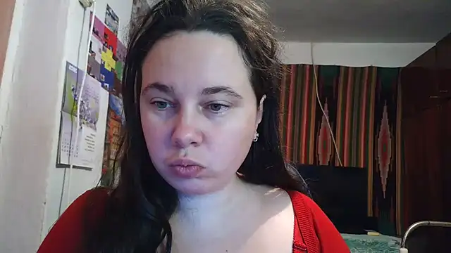 Snapshot of Cora_Maro chatting on 10-27-25, 01:15 Cora Maro online show from 10-27-25, 01:15