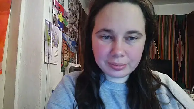 Snapshot of Cora_Maro chatting on 10-28-25, 12:09 Cora Maro online show from 10-28-25, 12:09