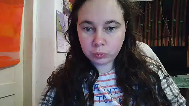 Snapshot of Cora_Maro chatting on 11-01-25, 11:29 Cora Maro online show from 11-01-25, 11:29