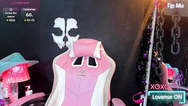 RoxaneEvans  online show from 03-20-25, 10:21