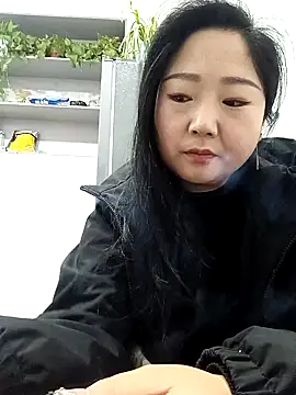 Snapshot of AHL756 chatting on 02-09-25, 08:00 AHL756 online show from 02-09-25, 08:00