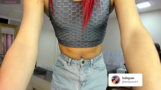 charolbruce 1 online show from 06-19-26, 11:47