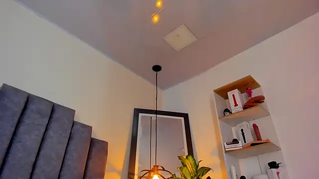 Snapshot of gabriela__gomez chatting on 11-30-25, 02:26 gabriela gomez online show from 11-30-25, 02:26