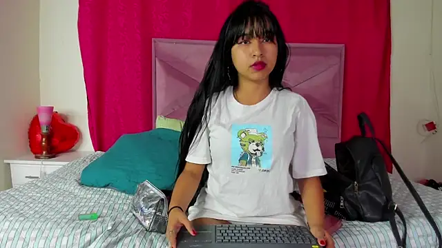 DakotaHoland online show from 03-12-25, 04:30