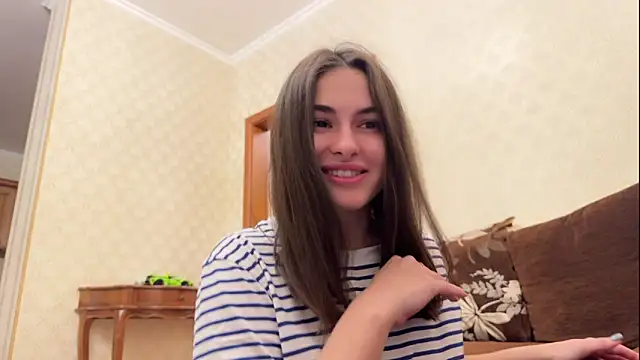 Snapshot of AmiCumOn chatting on 02-06-25, 12:37 AmiCumOn online show from 02-06-25, 12:37