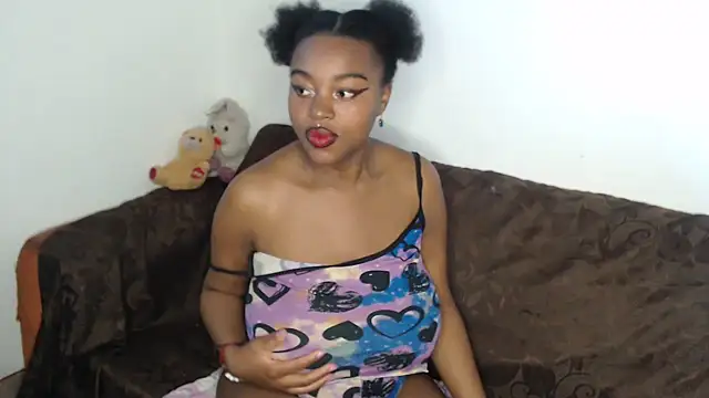 Snapshot of lyssyhorny chatting on 12-22-24, 11:44 lyssyhorny online show from 12-22-24, 11:44
