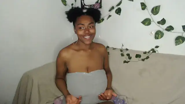 lyssyhorny online show from 09-30-25, 01:21