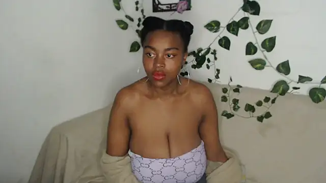 lyssyhorny online show from 10-01-25, 02:17