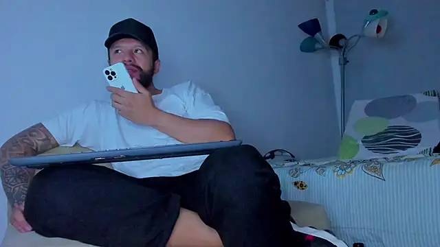 ToonyDee online show from 03-23-25, 05:10