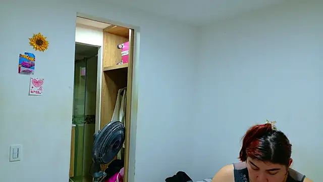 Gaby Vegaa online show from 11-19-25, 10:10