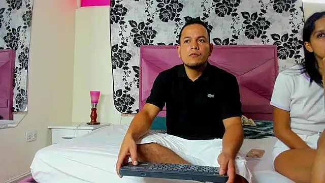 KattiaRose online show from 12-25-24, 08:28
