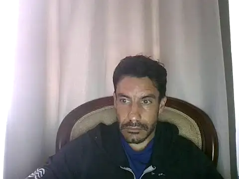 elkike1980 online show from 05-11-26, 02:45