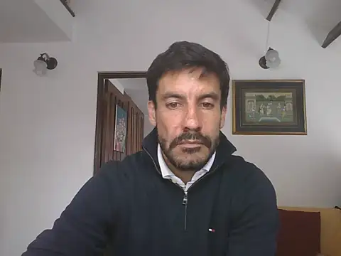 elkike1980 online show from 05-19-26, 04:24