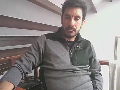 elkike1980 online show from 05-21-26, 02:35