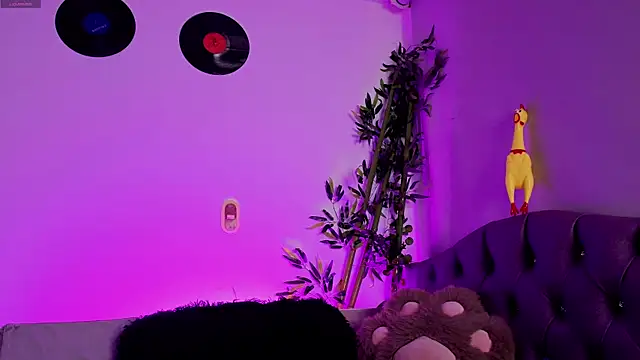 Snapshot of Nyx_nayla chatting on 01-11-26, 04:17 Nyx nayla online show from 01-11-26, 04:17