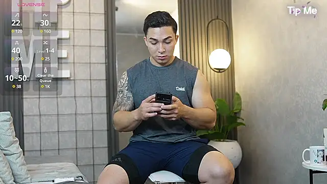 Ryan Hunt online show from 02-28-25, 12:20