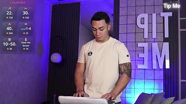 Ryan Hunt online show from 01-17-26, 01:49