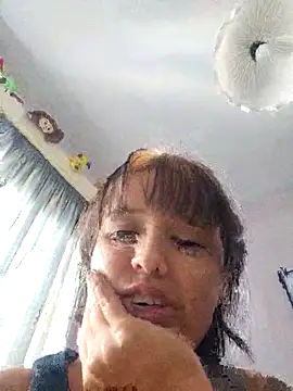 LorenRosse online show from 10-11-25, 05:50