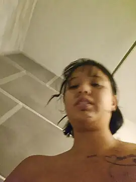 LorenRosse online show from 10-28-25, 11:29