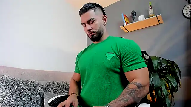 Snapshot of jaxon_colton chatting on 01-11-25, 01:27 jaxon colton online show from 01-11-25, 01:27