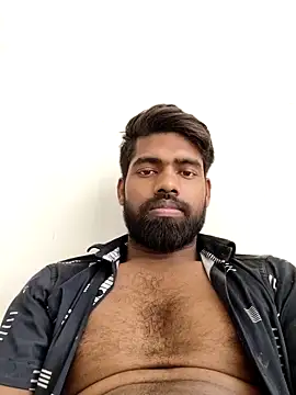 INDIANBOY7439 online show from 05-14-26, 07:59