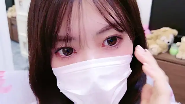 Snapshot of oxo_yuna_oxo chatting on 02-17-25, 12:59 oxo yuna oxo online show from 02-17-25, 12:59