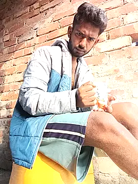 Snapshot of NICK_IN chatting on 12-23-25, 03:04 NICK IN online show from 12-23-25, 03:04