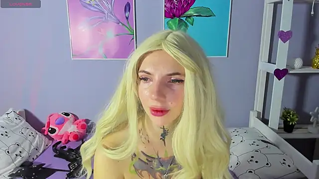 AnneTenet online show from 12-13-24, 03:05