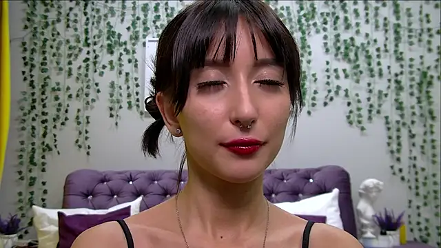 NicoleLimp online show from 02-17-25, 04:26