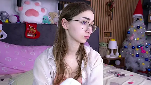 PollyBeev online show from 11-24-25, 07:19