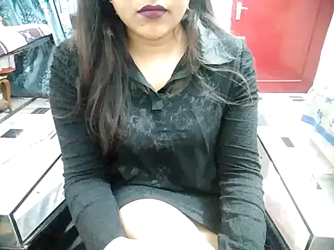 Snapshot of aarushi_sharmaa chatting on 02-19-25, 12:25 aarushi sharmaa online show from 02-19-25, 12:25