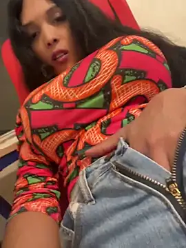 MOMMYJEVAA online show from 11-25-25, 02:22