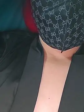 girldam95 online show from 12-15-25, 04:44