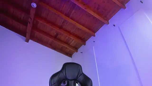 Daila 20  online show from 10-23-25, 01:10