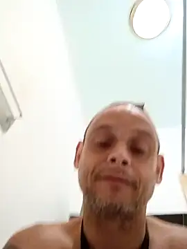 Buffshagswell online show from 09-16-25, 02:40