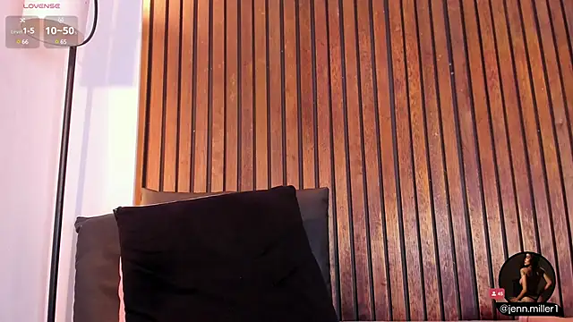 Jennmiiller  online show from 03-12-25, 03:07