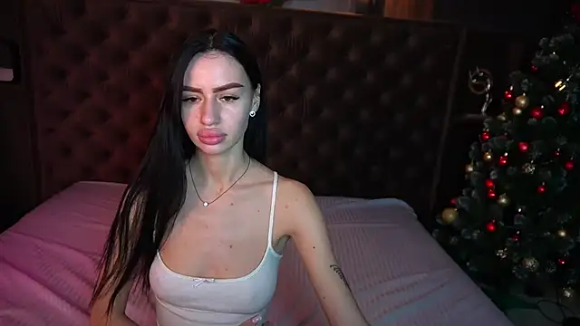 Snow WhiteeeX online show from 12-22-25, 06:43