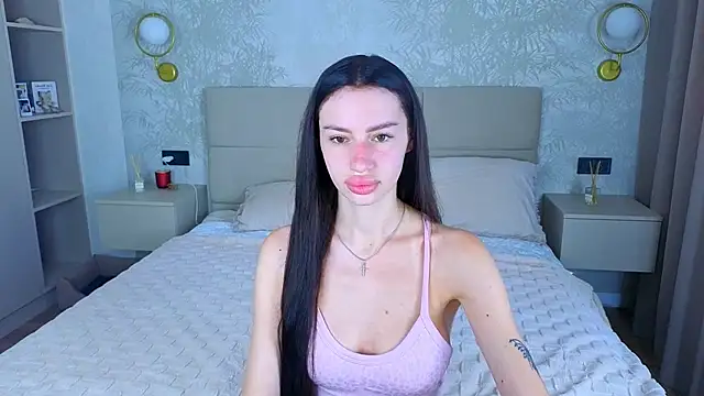 Snow WhiteeeX online show from 06-19-26, 04:06