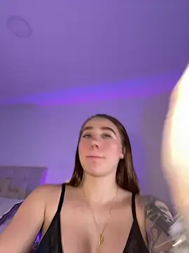 Snapshot of Lanataylor- chatting on 03-13-25, 09:37 Lanataylor- online show from 03-13-25, 09:37