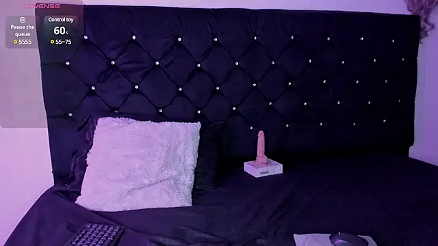 Natasha by online show from 03-10-25, 04:46