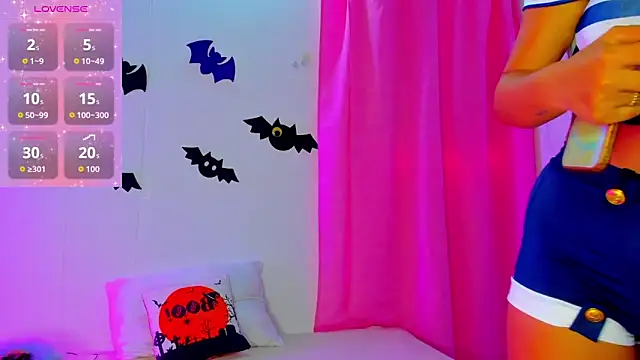 Natasha by online show from 10-28-25, 01:58