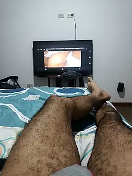 Snapshot of exmilitary chatting on 01-28-25, 04:29 exmilitary online show from 01-28-25, 04:29