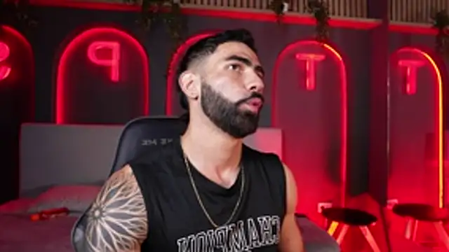 Austin bolt online show from 10-15-25, 02:44