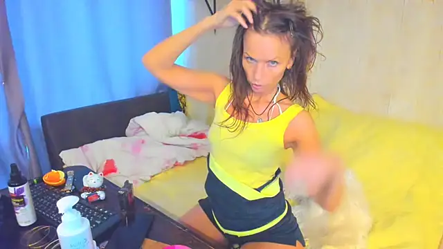 Elizabe th online show from 05-16-26, 08:11