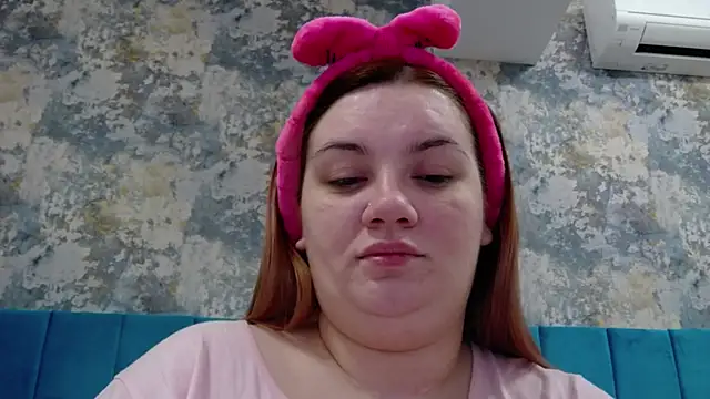 MelanieBrownn online show from 01-14-25, 04:08